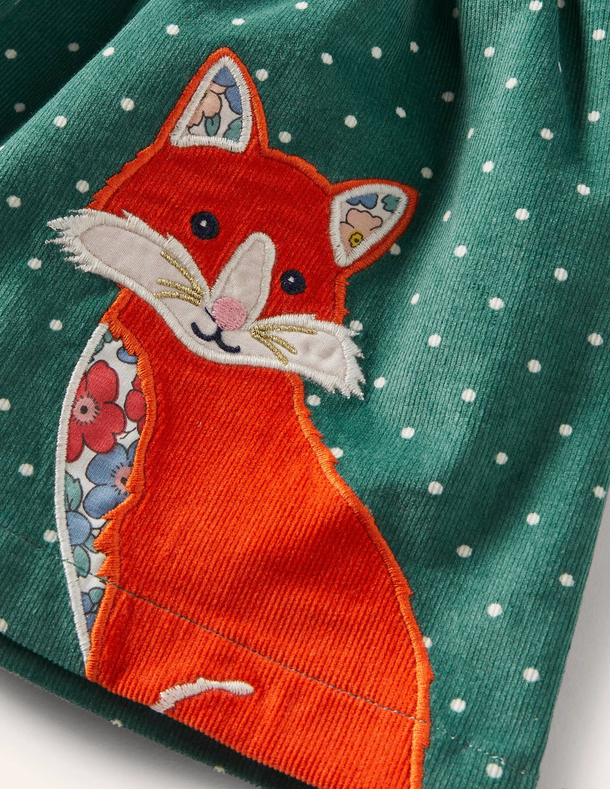 Spotty Appliqué Cord Pinnie-Sardinia Green Foxes