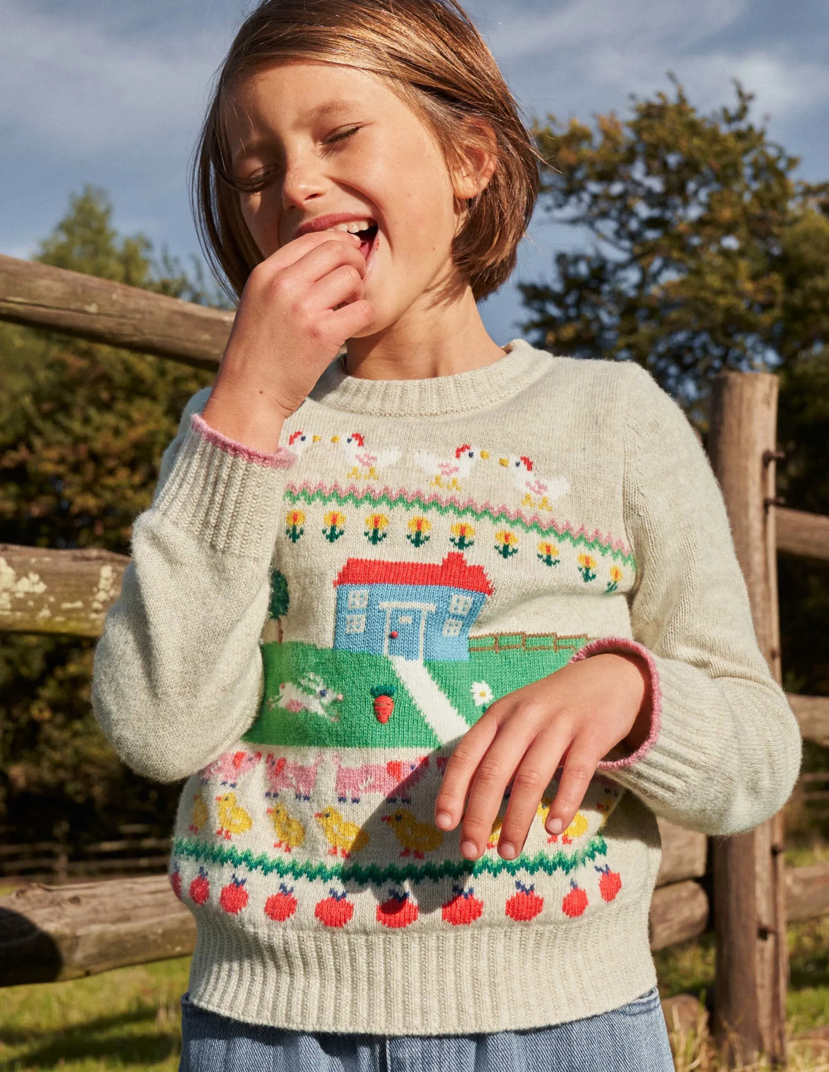 Farm House Sweater-Oatmeal Marl House Scene