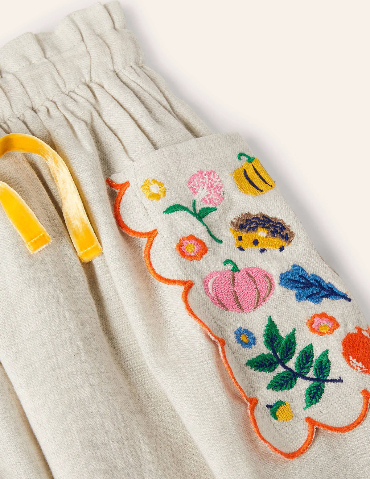 Embroidered Pocket Skirt-Oatmeal Embroidery