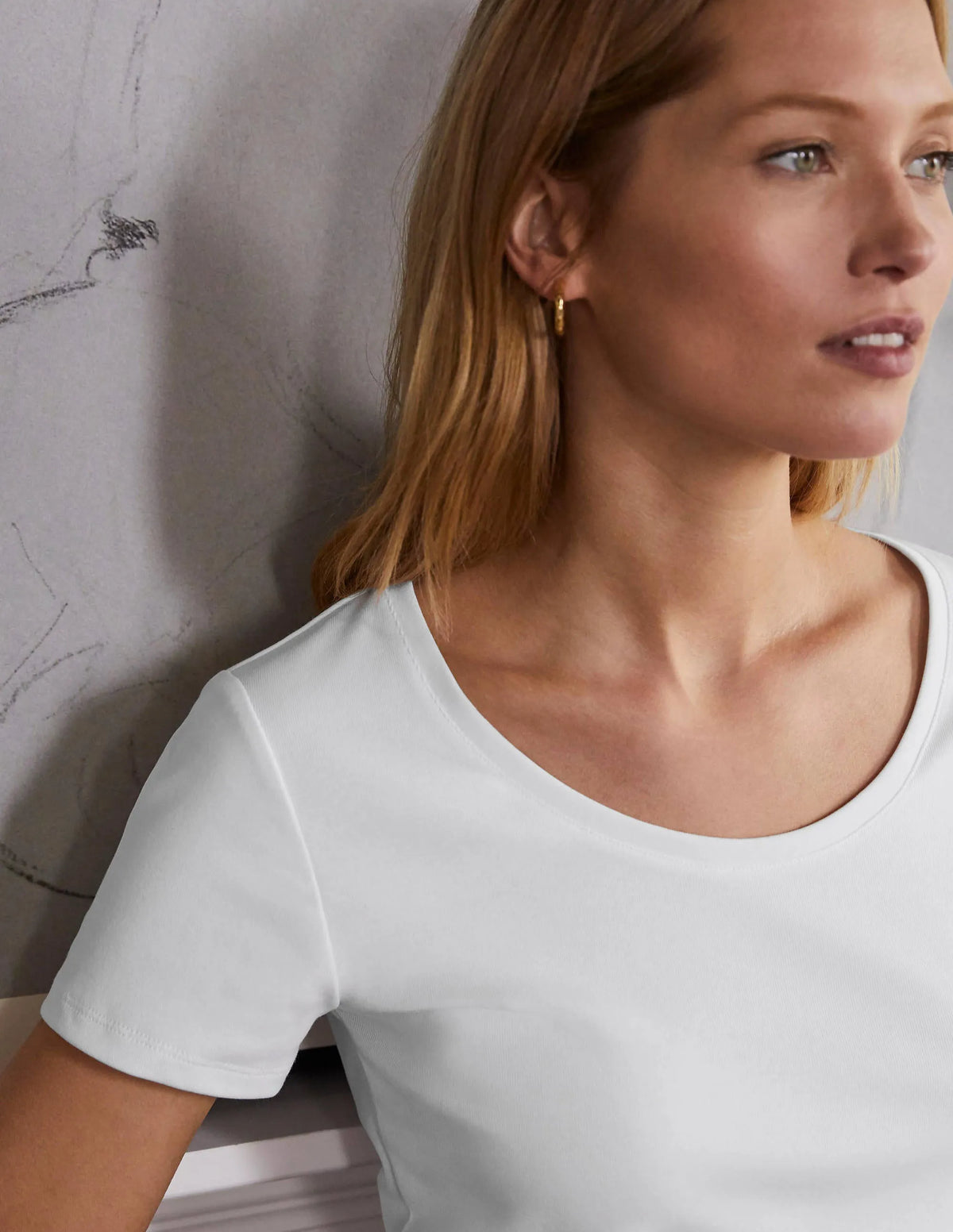 Essential Short Sleeve Tee-White