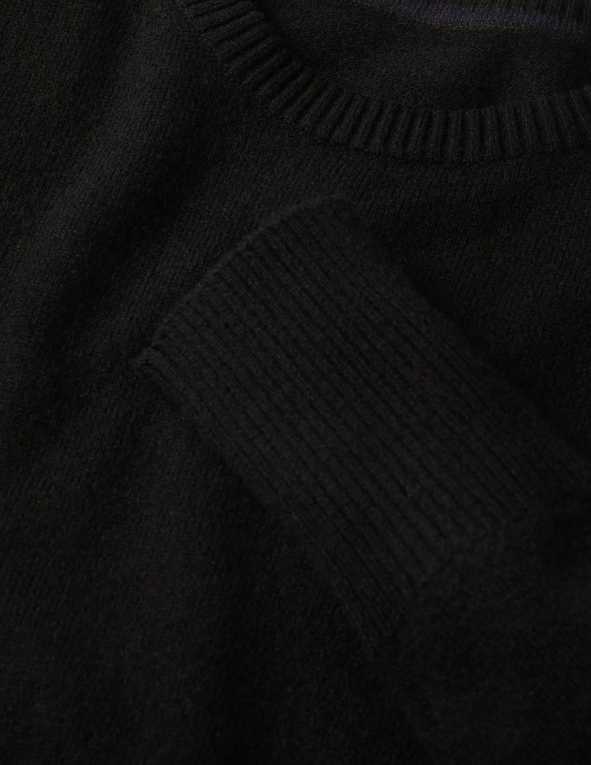 Cashmere Crew Neck Sweater-Black