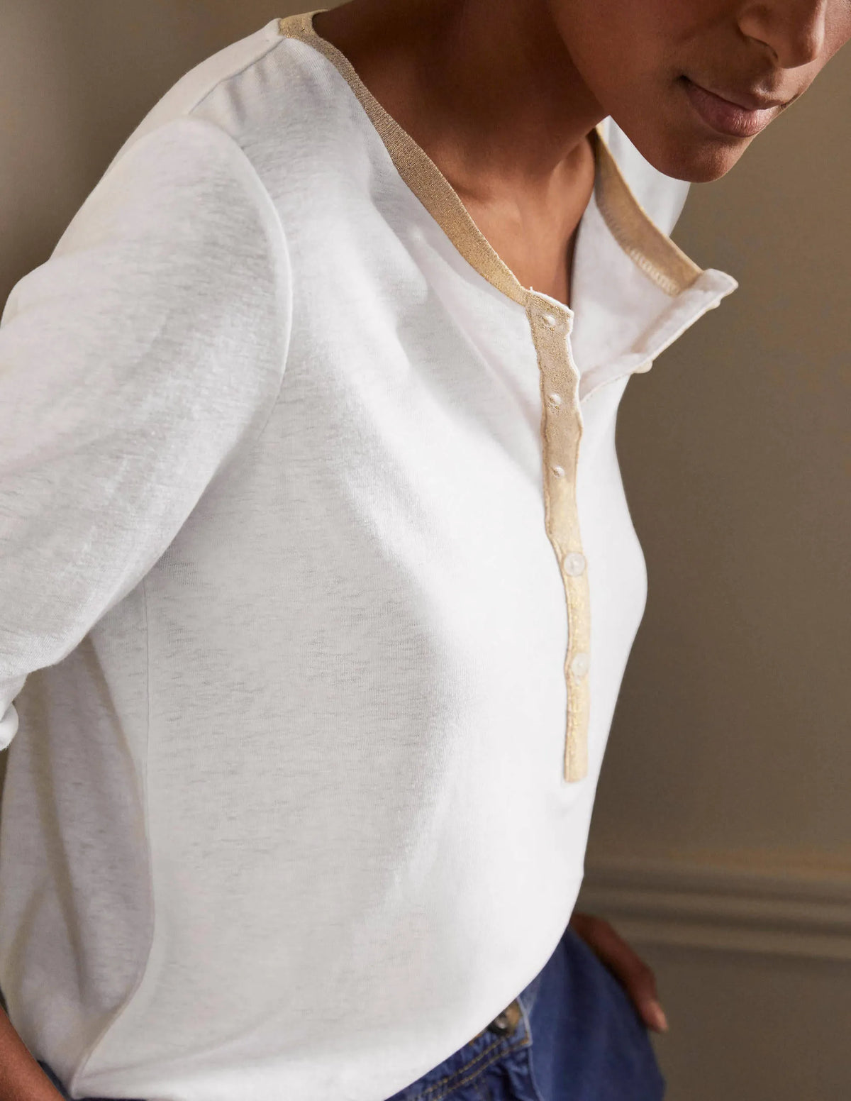 Linen Sparkle Henley Tee-White