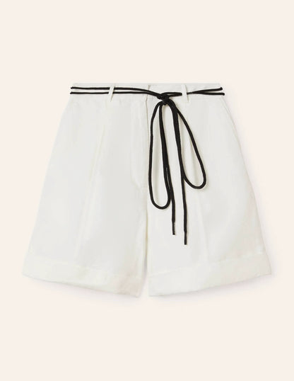 Portree Shorts-White