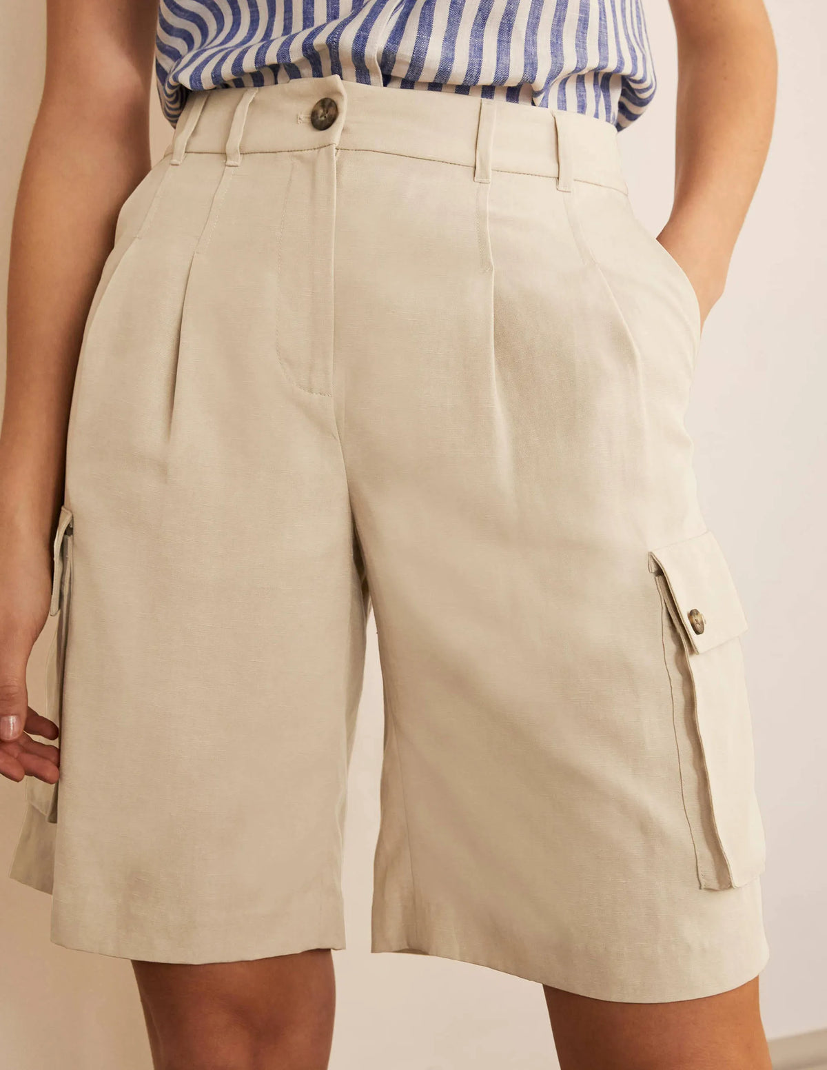 Ailesbury Cargo Shorts-Sand