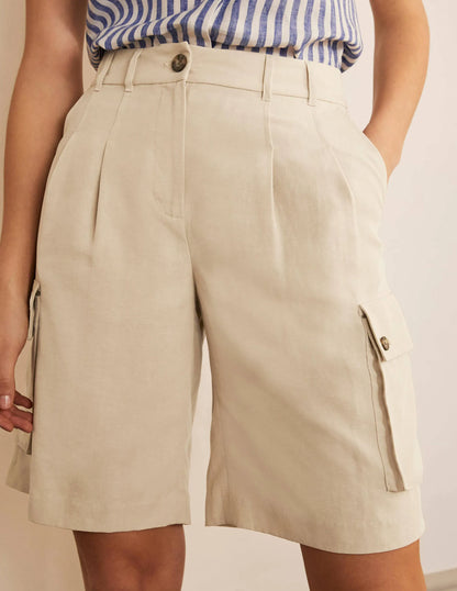 Ailesbury Cargo Shorts-Sand