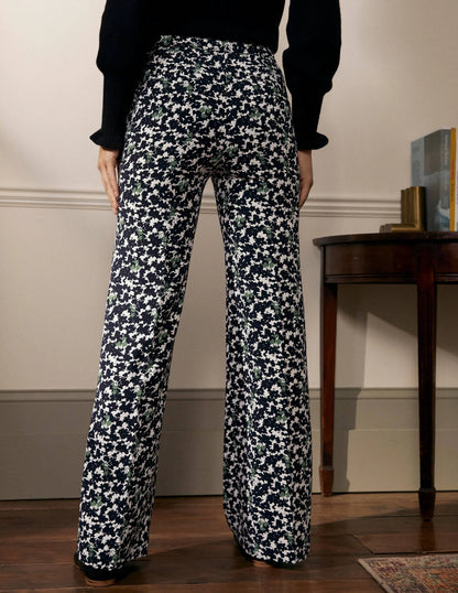 Relaxed Bootcut Pants-Black, Camo Floral
