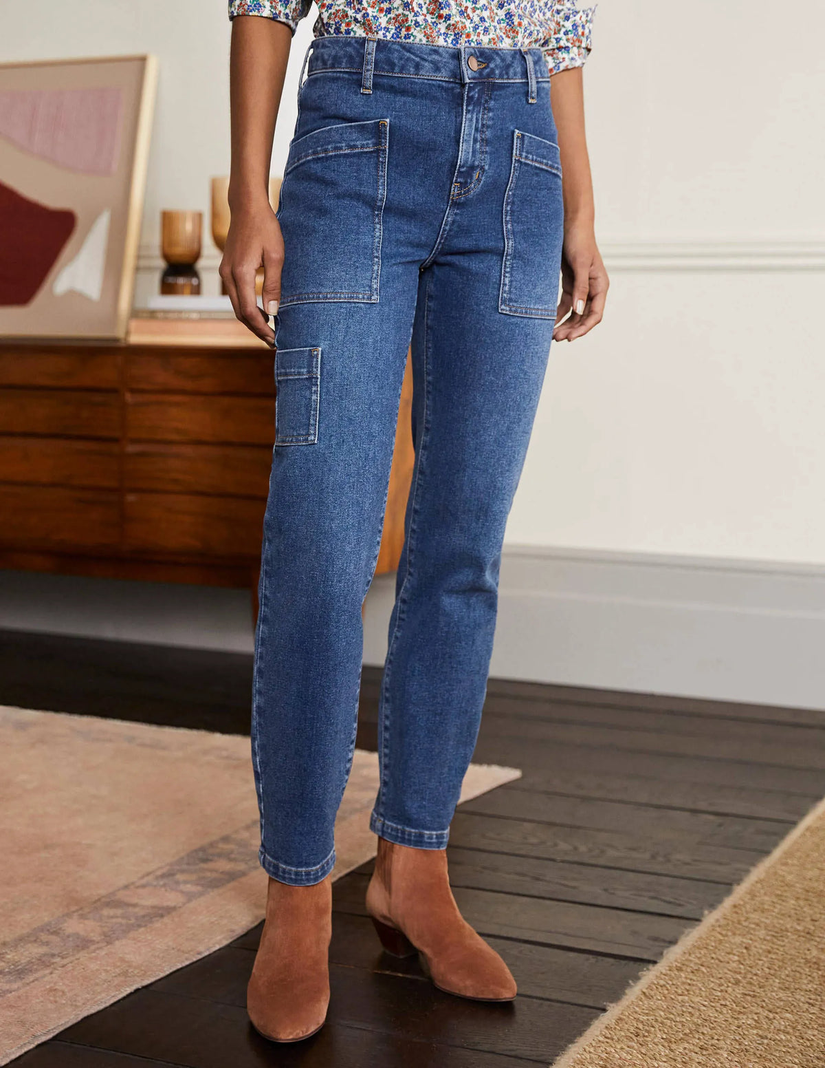 Patch Pocket Tapered Jeans-Mid Vintage