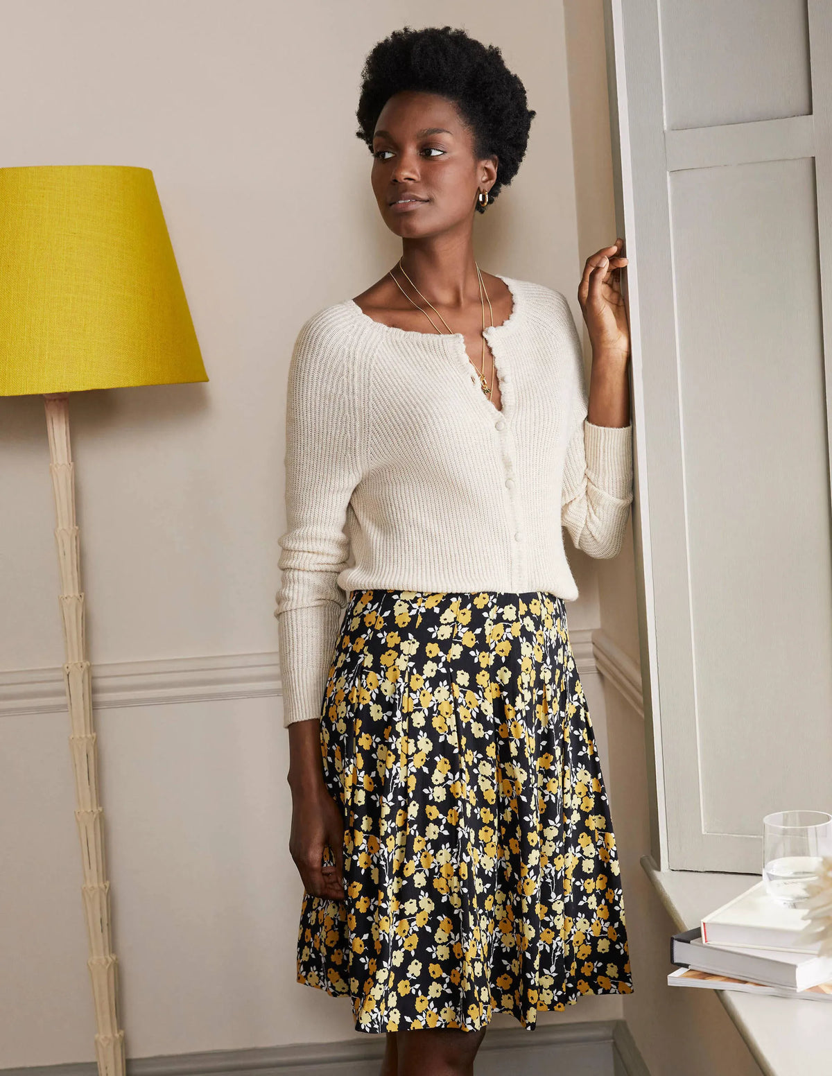 Victoria Pleated Skirt-Black, Abstract Sprig