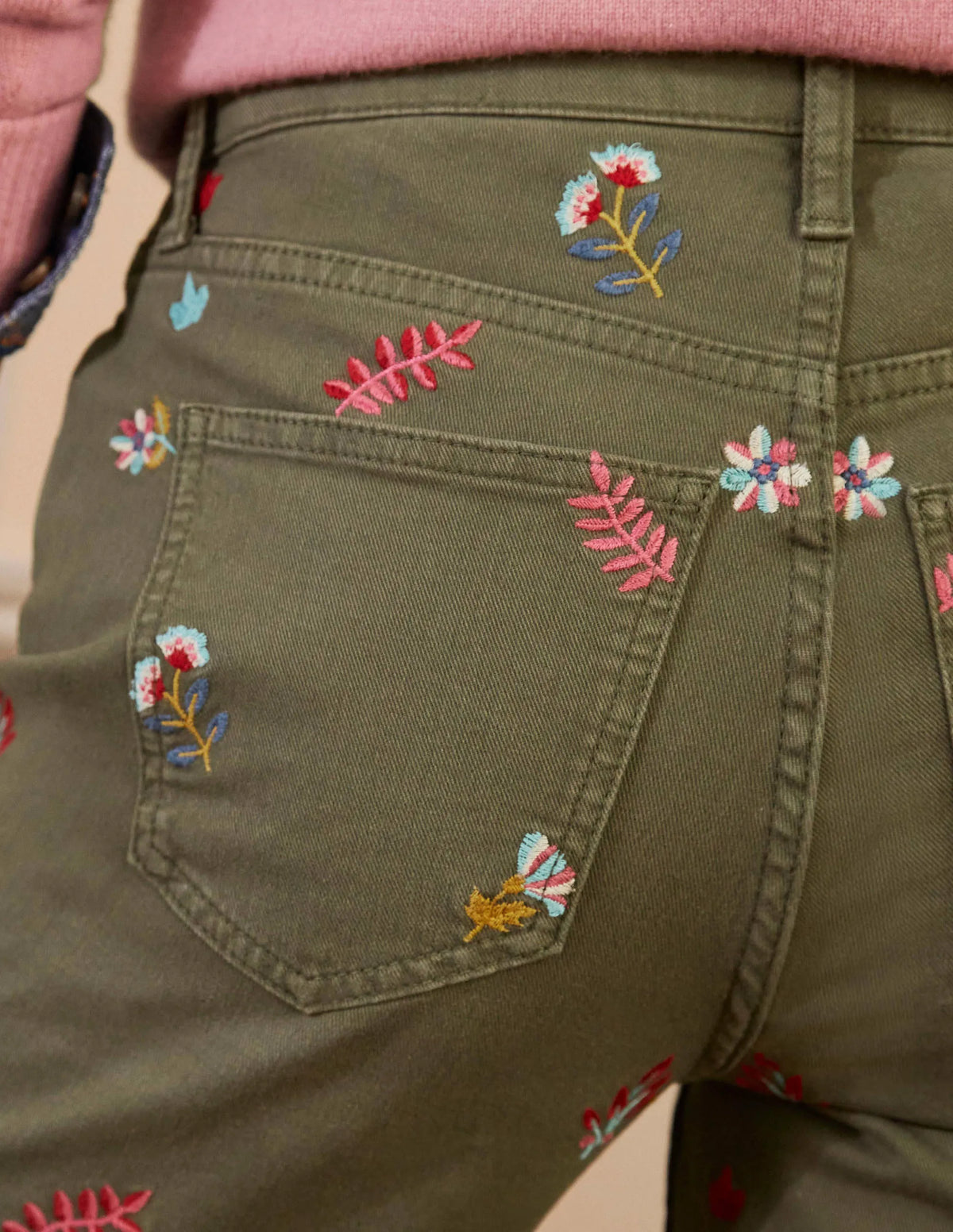 Girlfriend Jeans-Marsh Embroidered