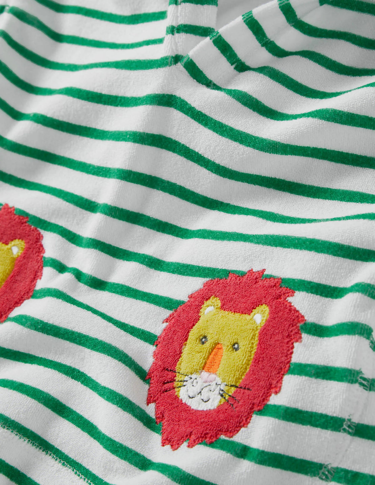 Towelling Throw on-Green/Ivory Lions