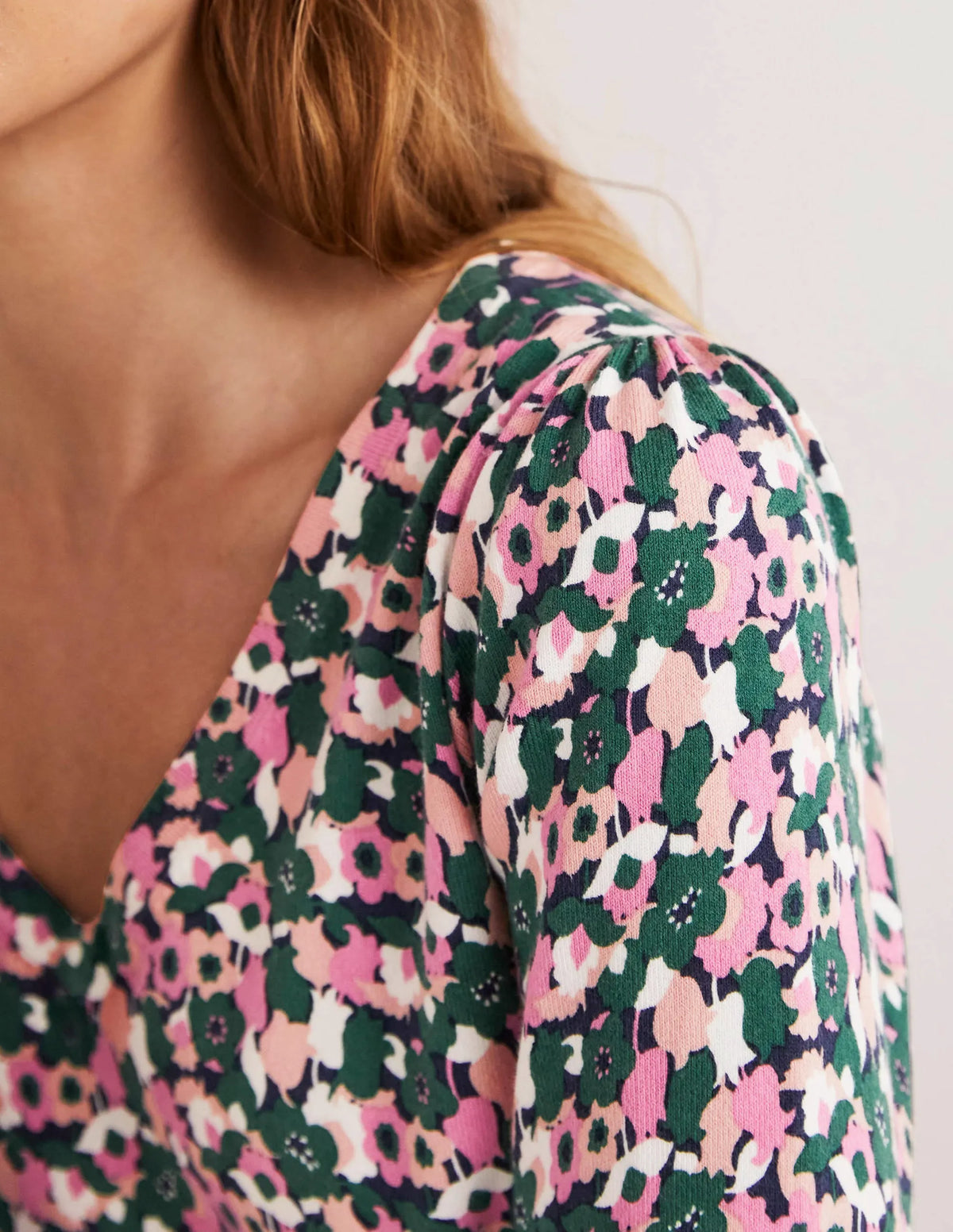 Cotton V-Neck Sweater-Wild Rose, Tulip Cluster