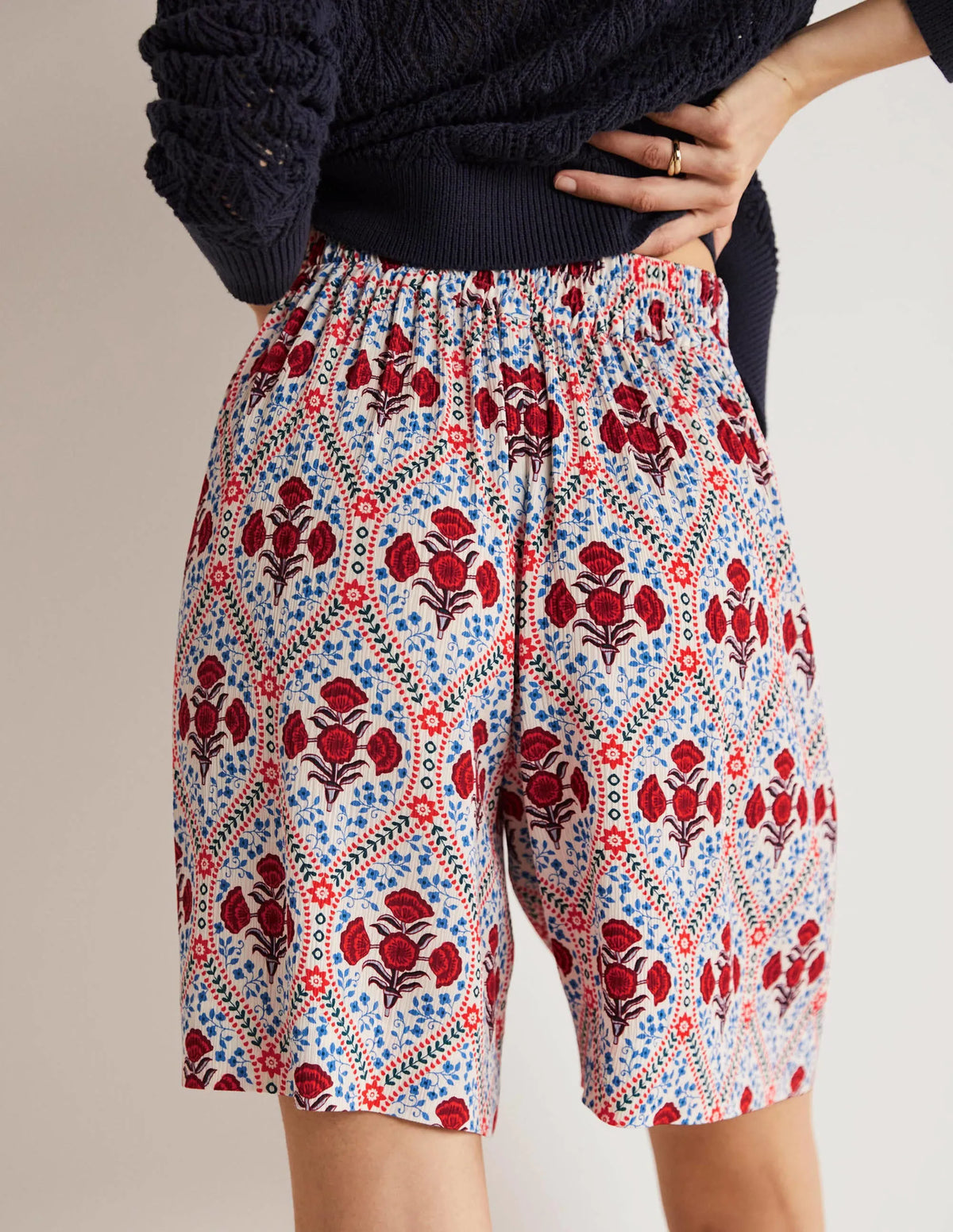 Grace Crinkle Shorts-Ivory, Poppy Bloom