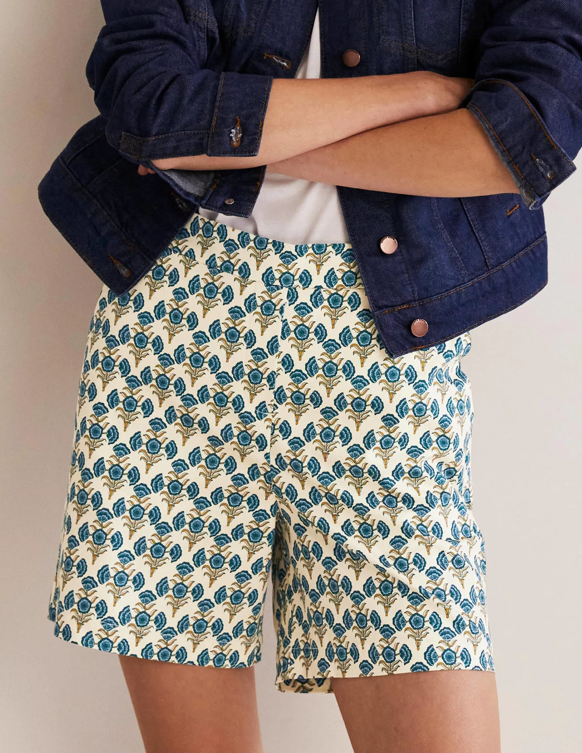 Pull On Shorts-Chesapeake Bay, Poppy Geo