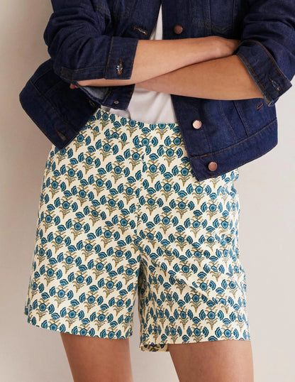 Pull On Shorts-Chesapeake Bay, Poppy Geo