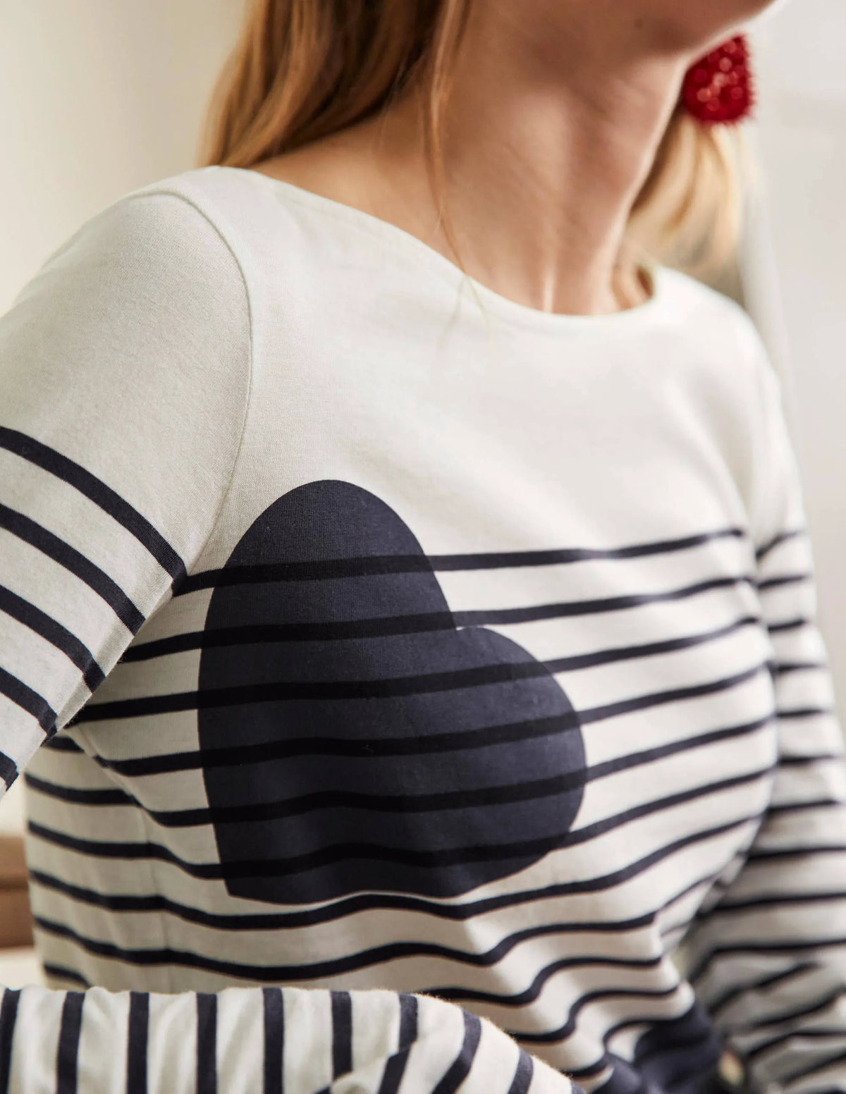 Long Sleeve Breton Top-Navy Scattered Heart Stripe