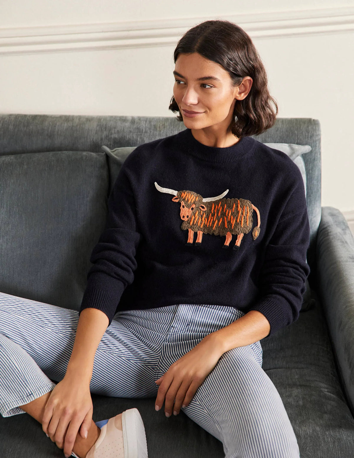 Relaxed Embroidered Sweater-Navy, Highland Cow