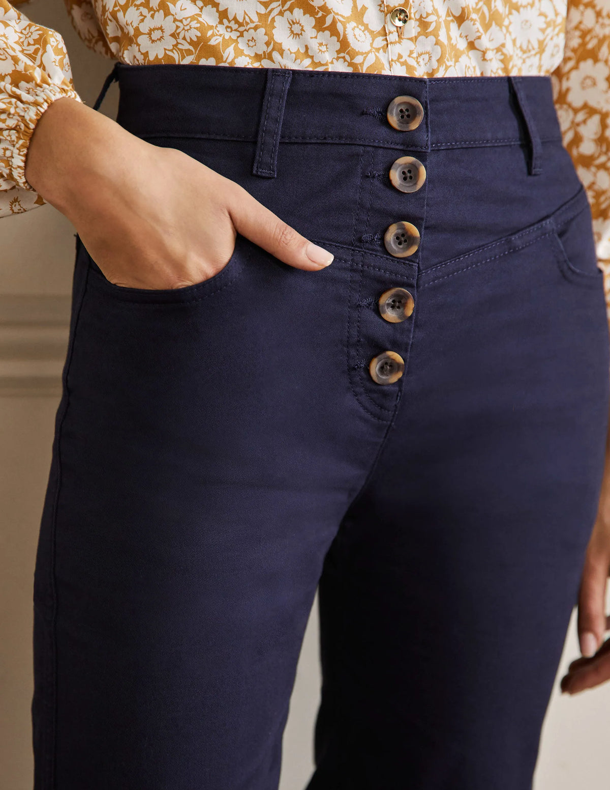 Tapered Chino Pants-Navy