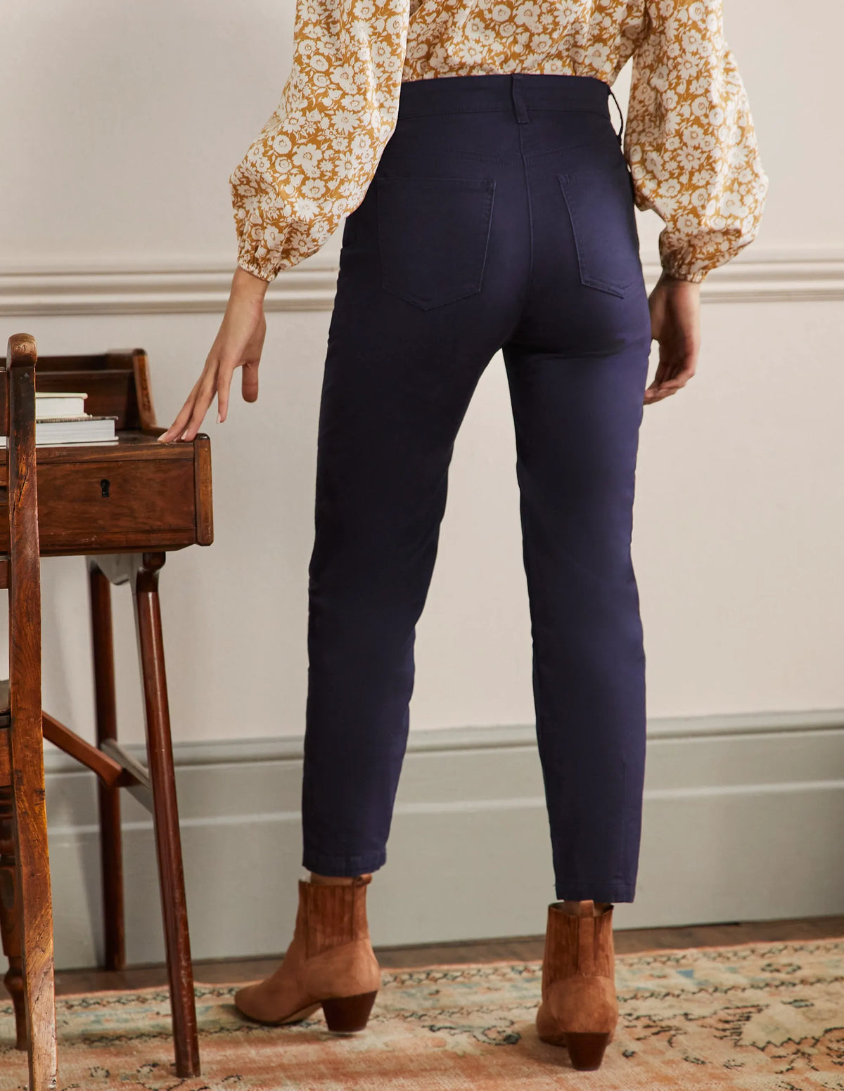 Tapered Chino Pants-Navy