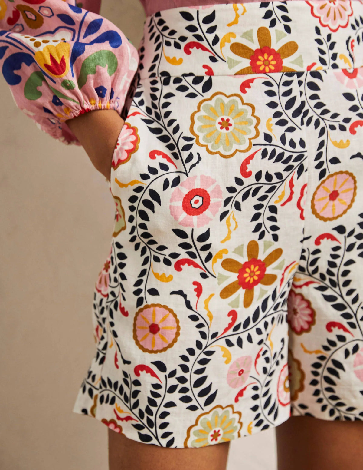 Georgina Linen Shorts-Ivory, Opulent Garden