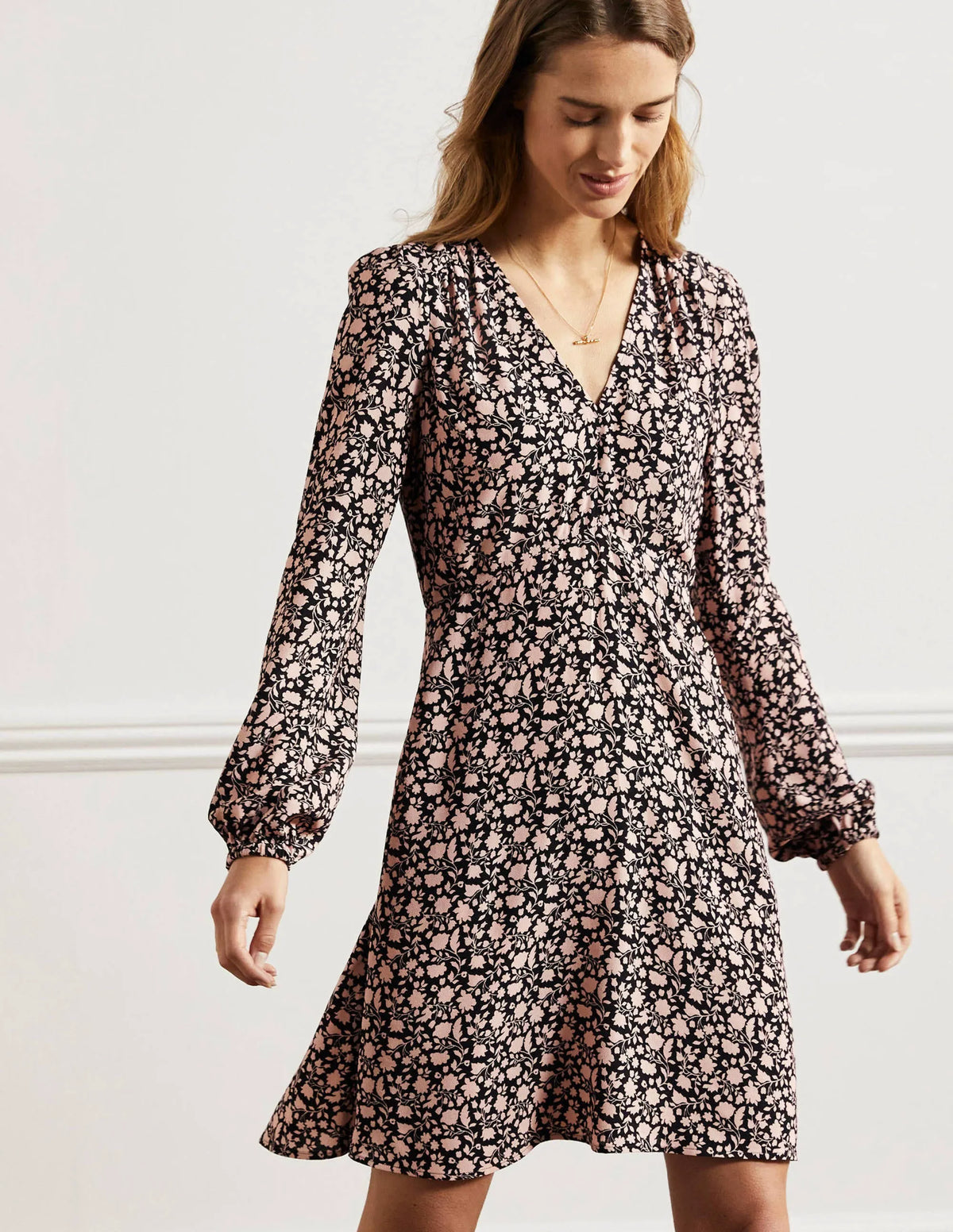 V-Neck Tea Dress-Black, Botanic Silhouette