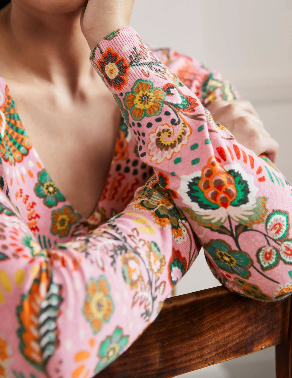 Relaxed Printed V-neck Sweater-Formica Pink, Meadow
