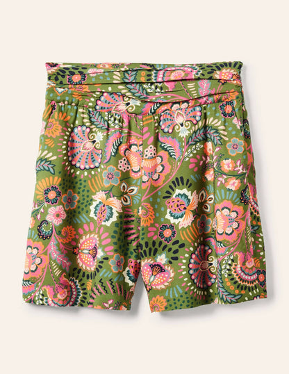 Ruched Waistband Shorts-Pea, Decorative Meadow