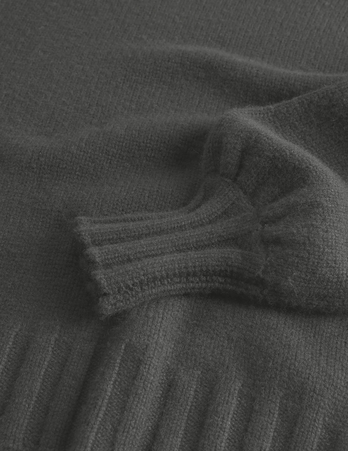 Chunky Cashmere Sweater-Black