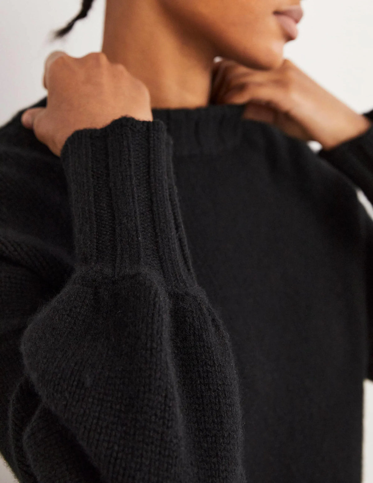 Chunky Cashmere Sweater-Black