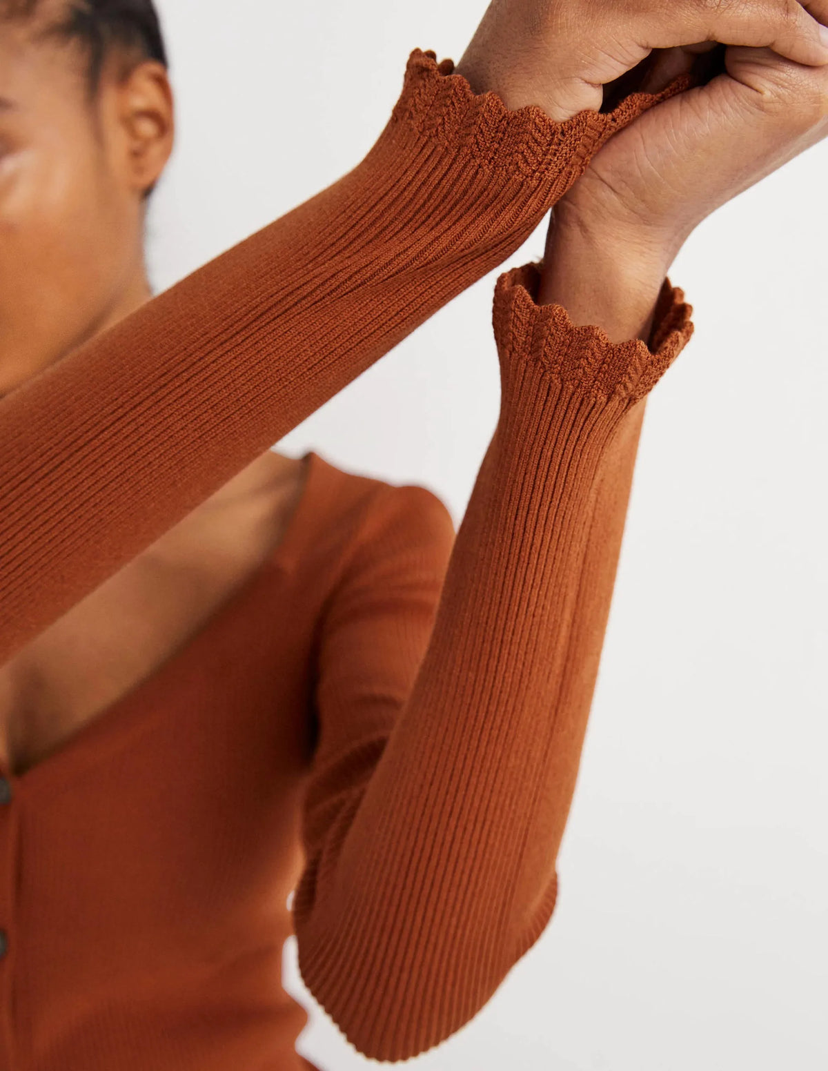 Ribbed Sweetheart Cardigan-Rust
