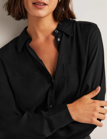 Longline Pocket Detail Shirt-Black