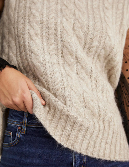 Relaxed Cable Sweater Vest-Chinchilla Melange