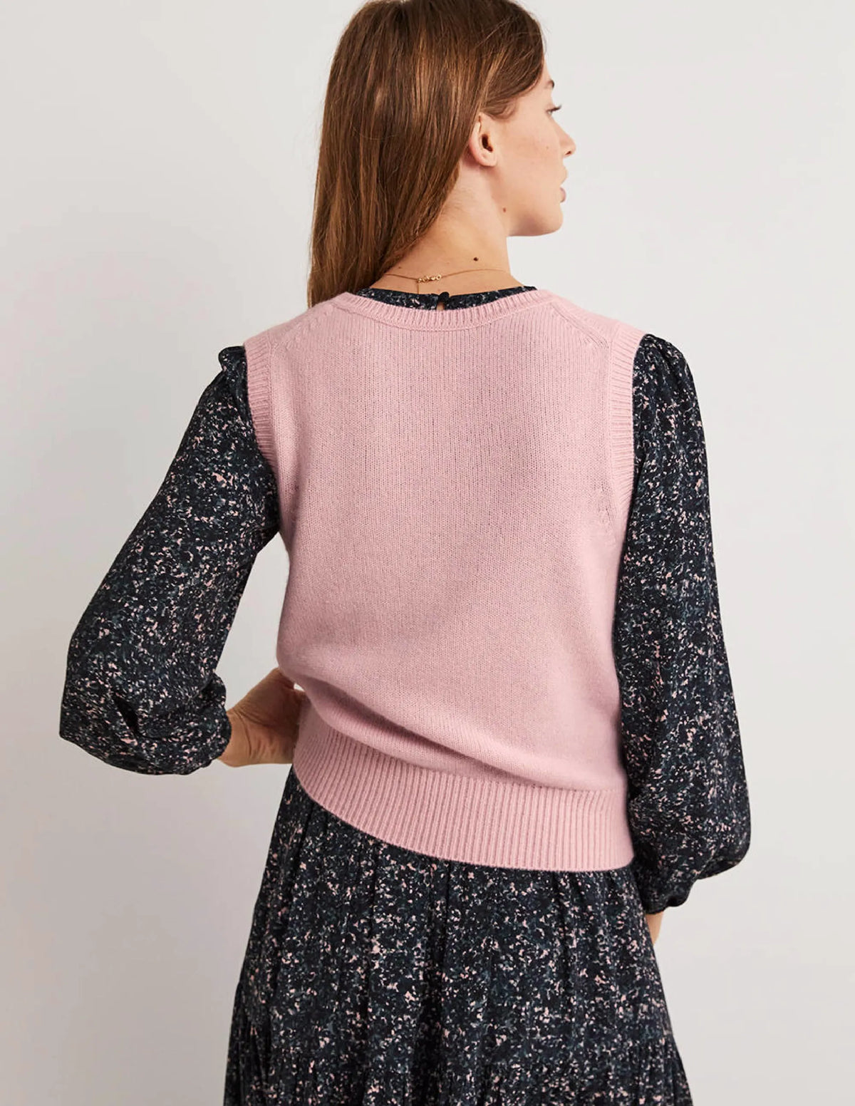Cashmere V-Neck Sweater Vest-Coconut Ice Pink