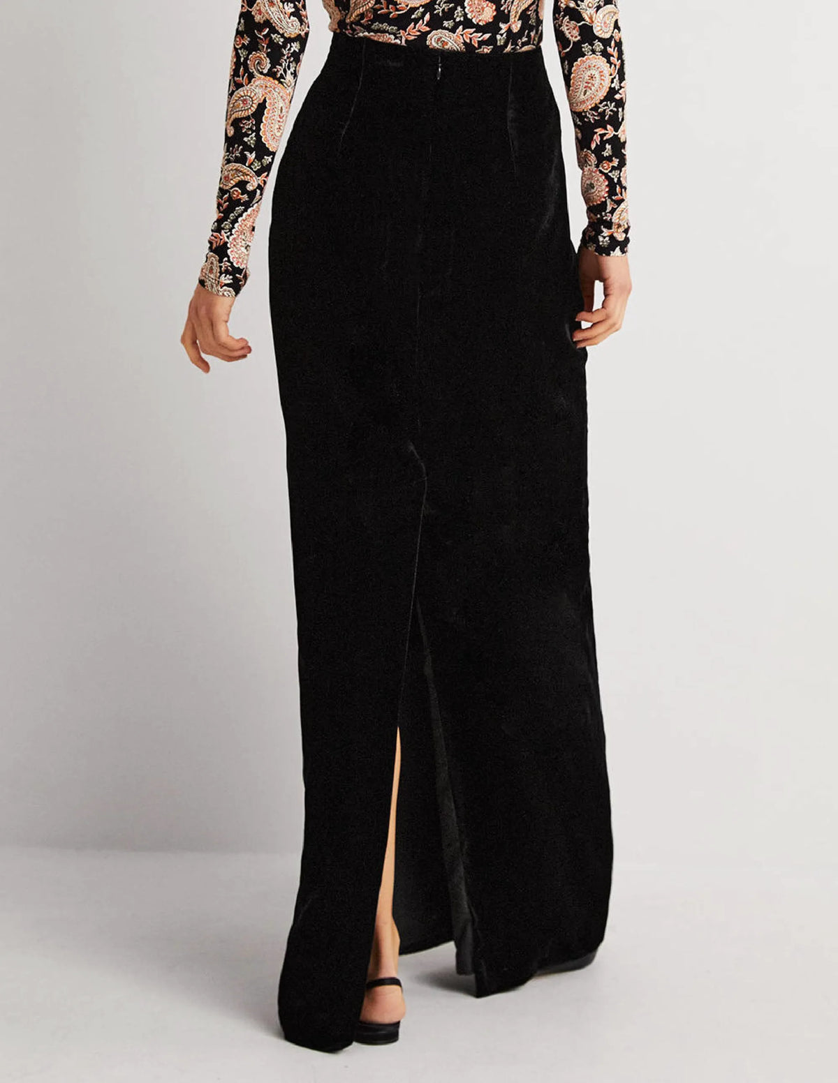 Velvet Party Maxi Skirt-Black