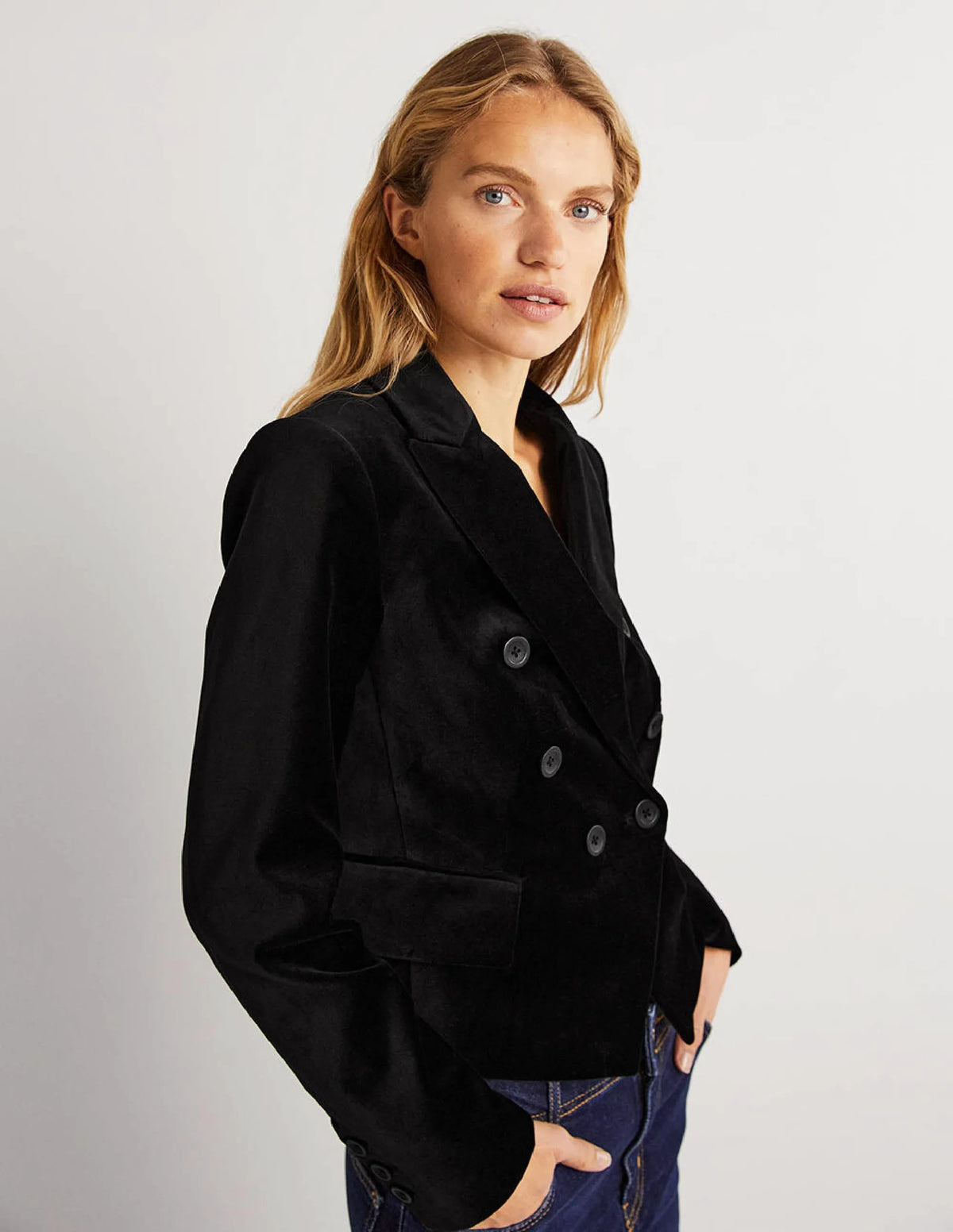 Double Breasted Velvet Blazer-Black