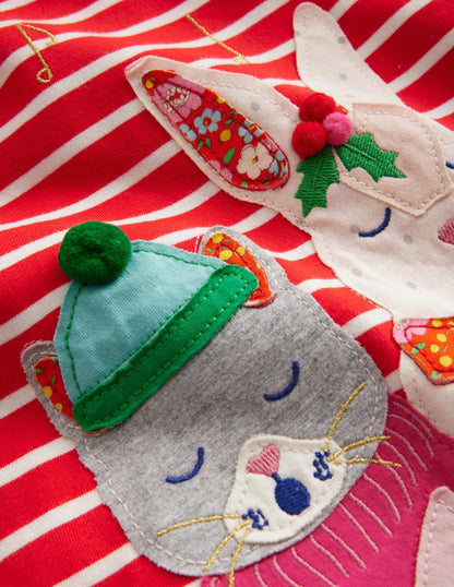 Puff Sleeve Appliqué T-shirt-Brilliant Red/Ivory Carolers