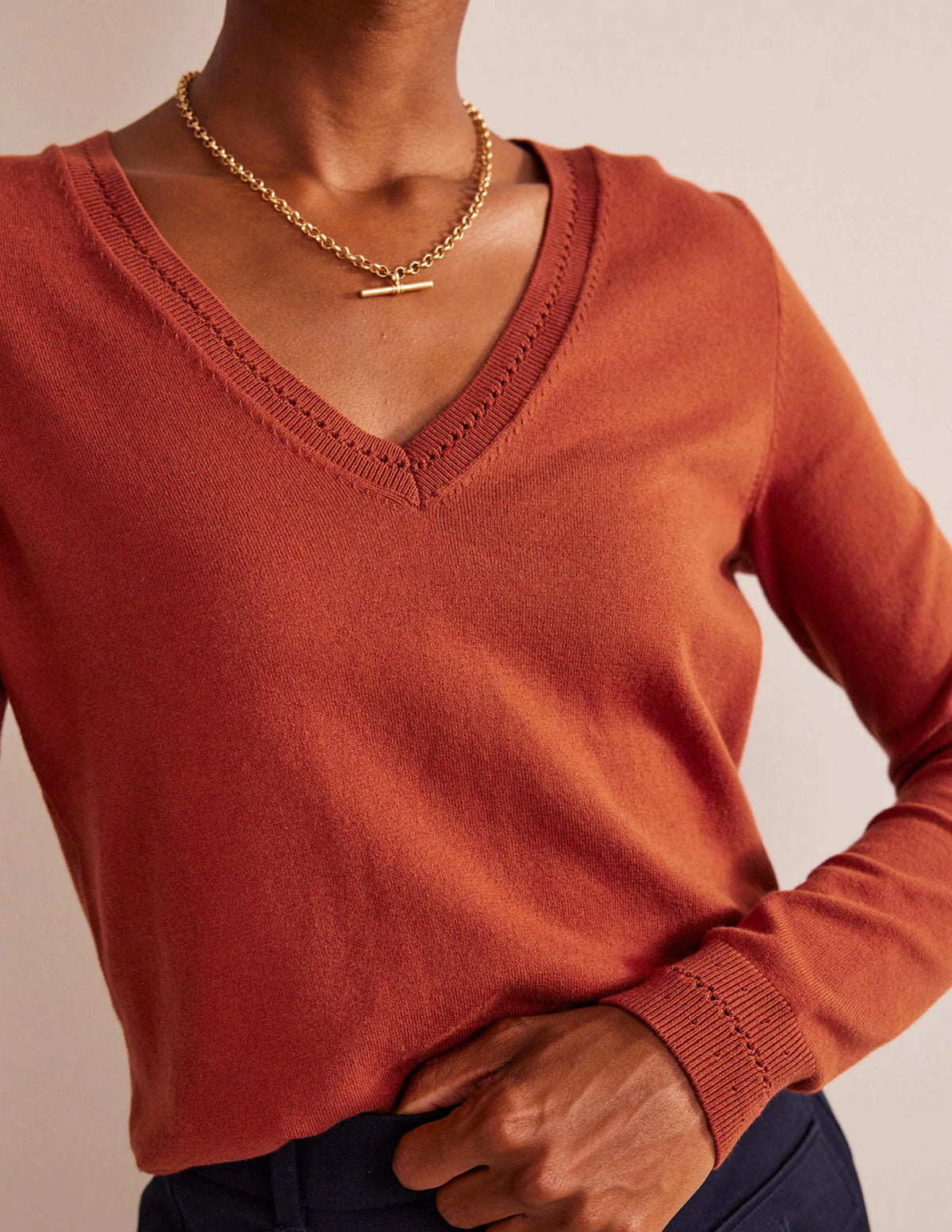 Catriona Cotton V-Neck Jumper-Chestnut Brown