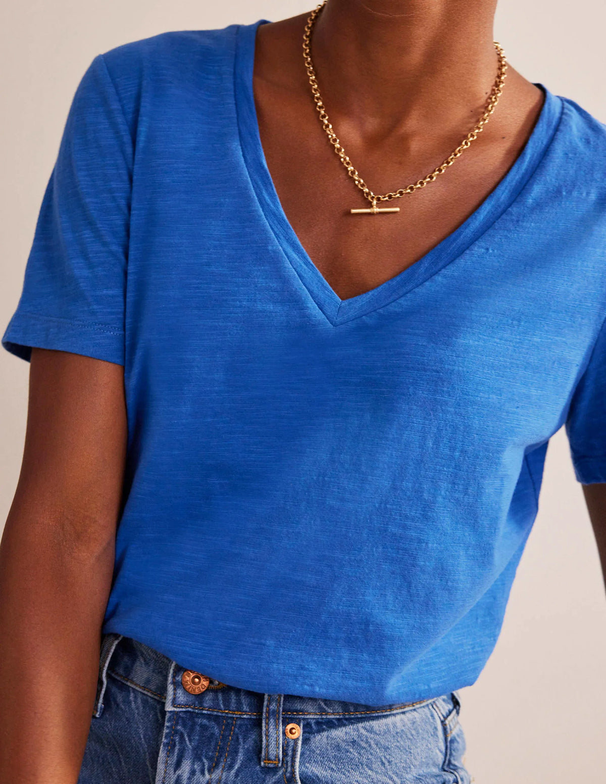 Regular V-Neck Slub T-shirt-Meadow Spring