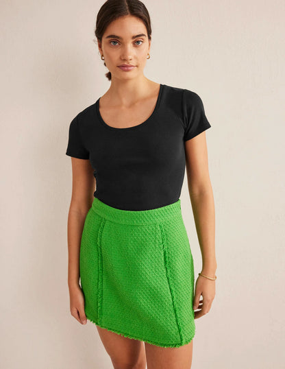 Essential Short Sleeve Tee-Black