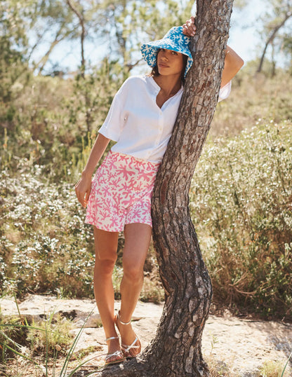 Knitted Shorts-Plum Blossom, Abstract Foliage