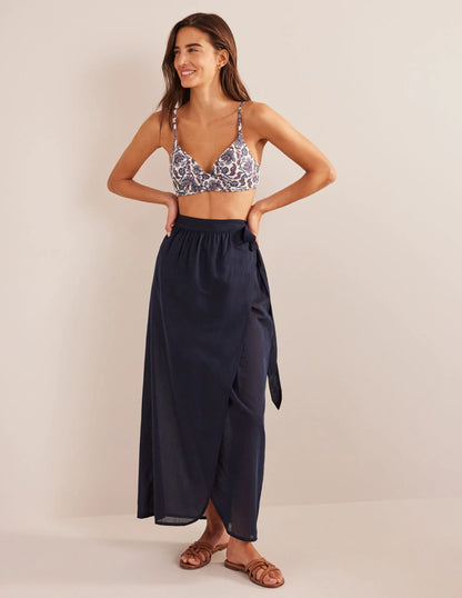 Capri Cup-size Bikini Top-Ivory, Blue Paisley