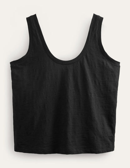 Relaxed Scoop Neck Vest-Black