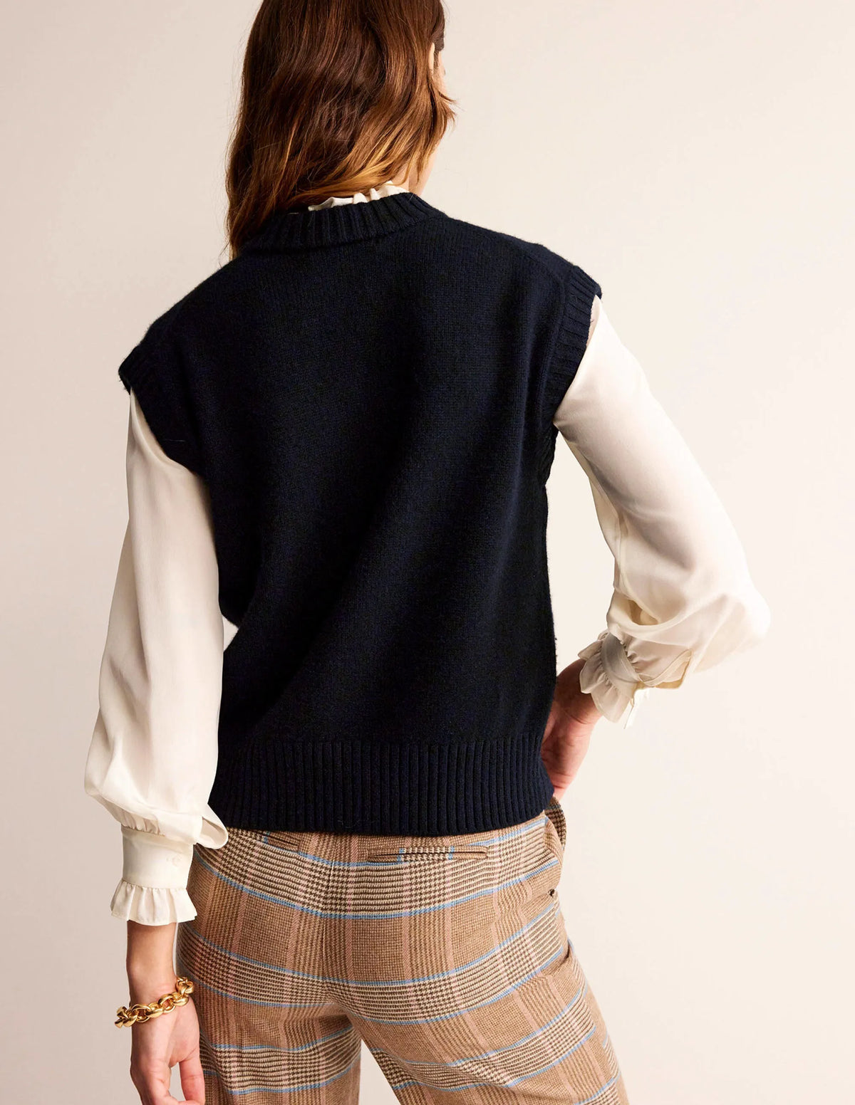 Chunky Cashmere Crew Neck Vest-navy