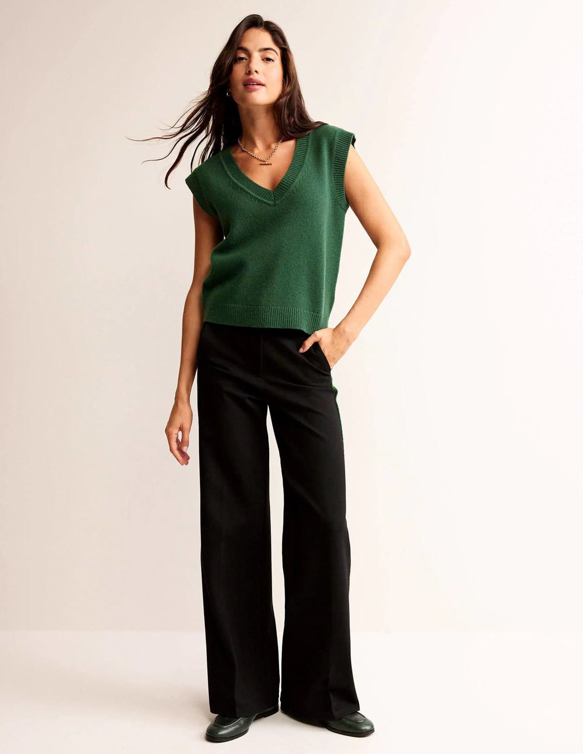 Olivia Merino Vest-Chatsworth Green