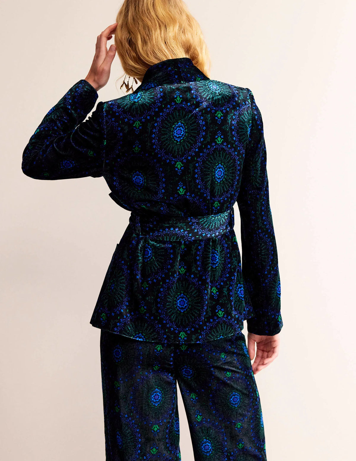 Tie-Waist Velvet Jacket-Black, Artizian Geo