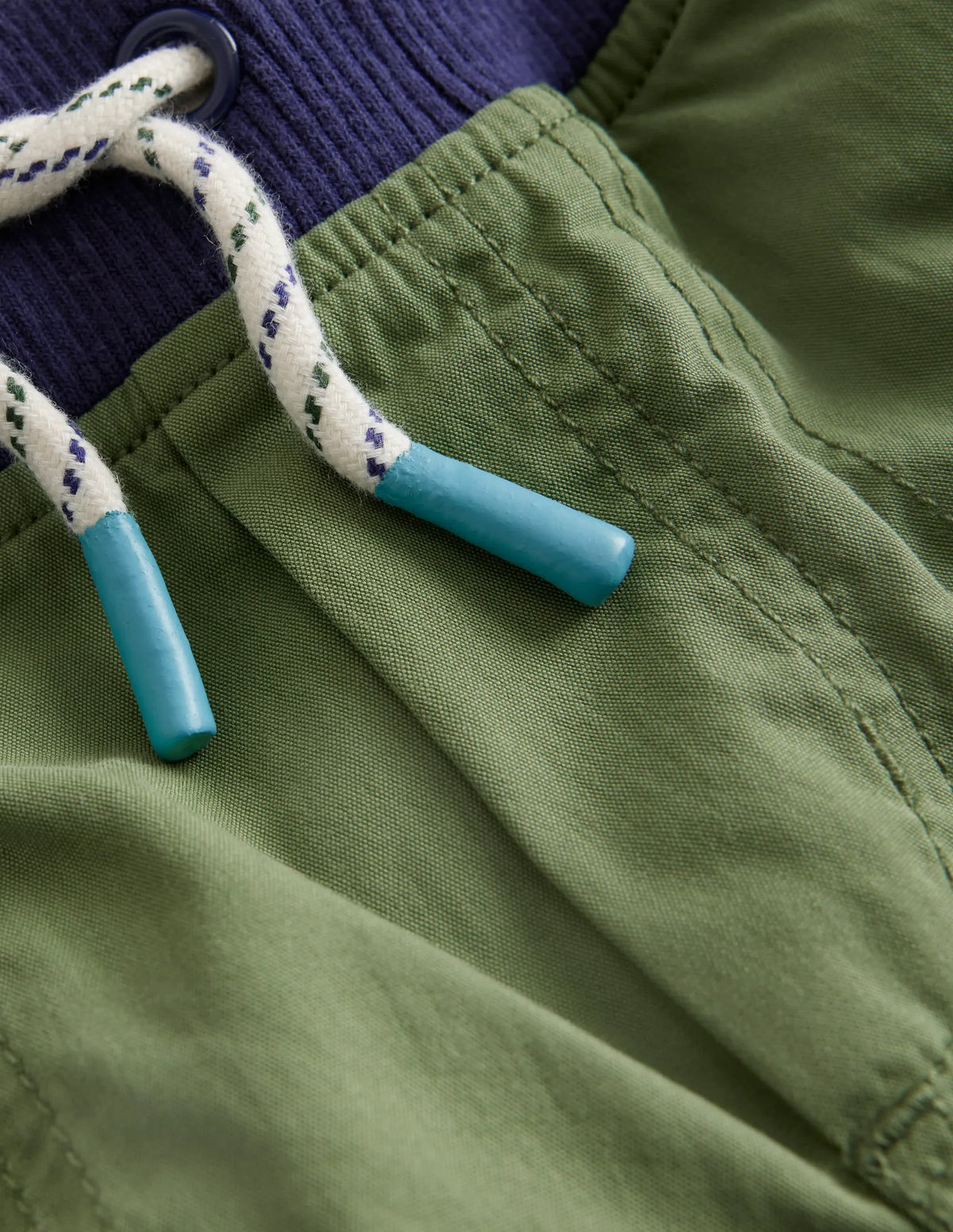 Zip-off Techno Pants-Safari Green