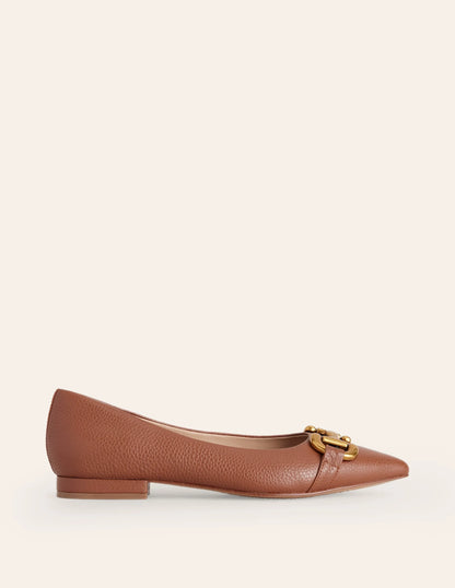 Iris Snaffle Ballet Flats-Tan