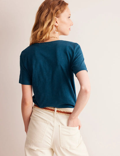 Regular V-Neck Slub T-shirt-Harbour Blue