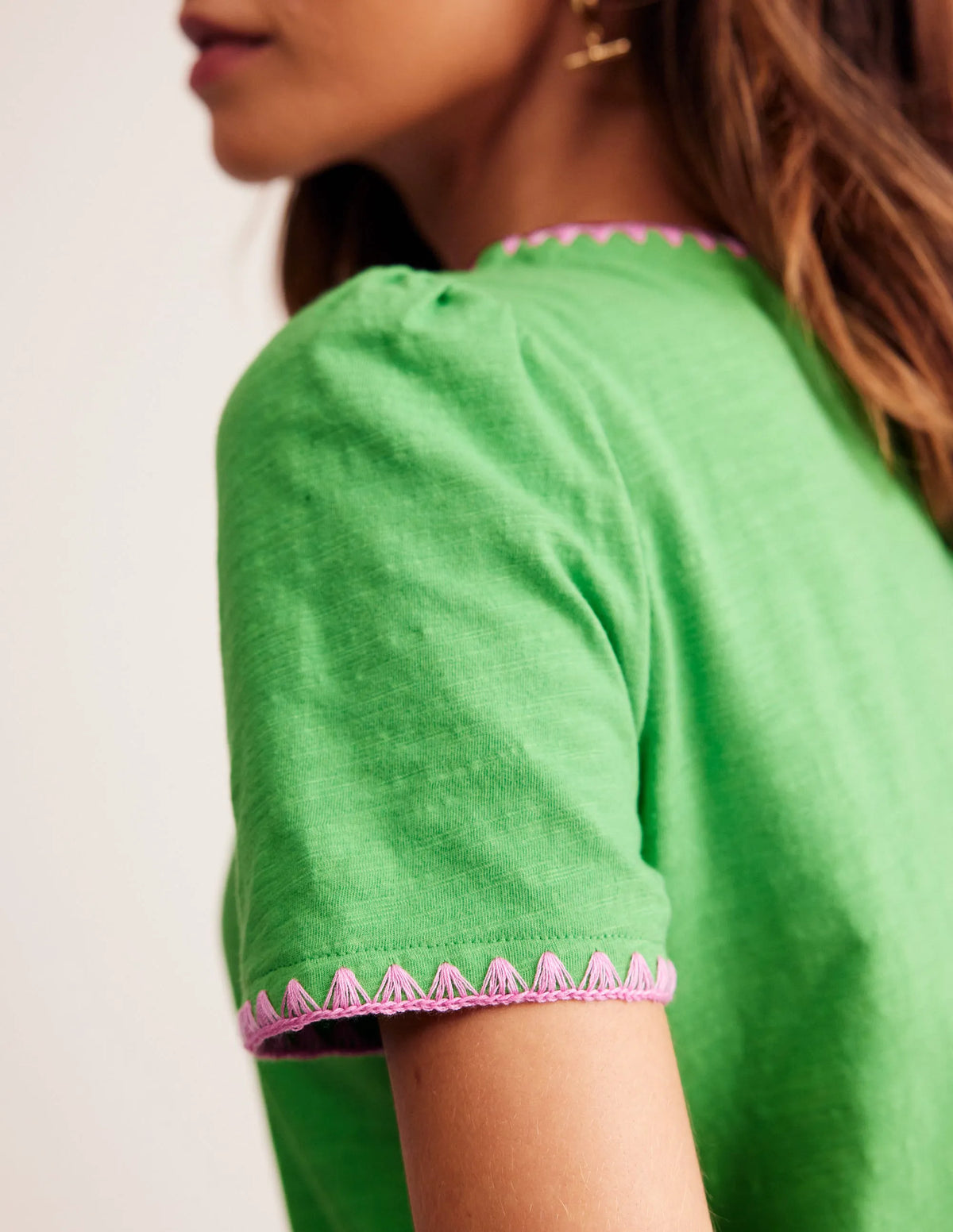 Ali Crochet T-shirt-Kelly Green