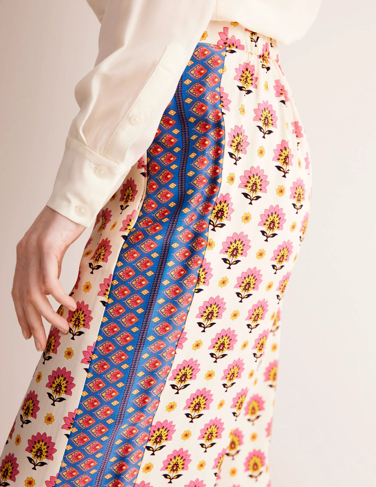 Straight Cropped Satin Pants-Passion Geo