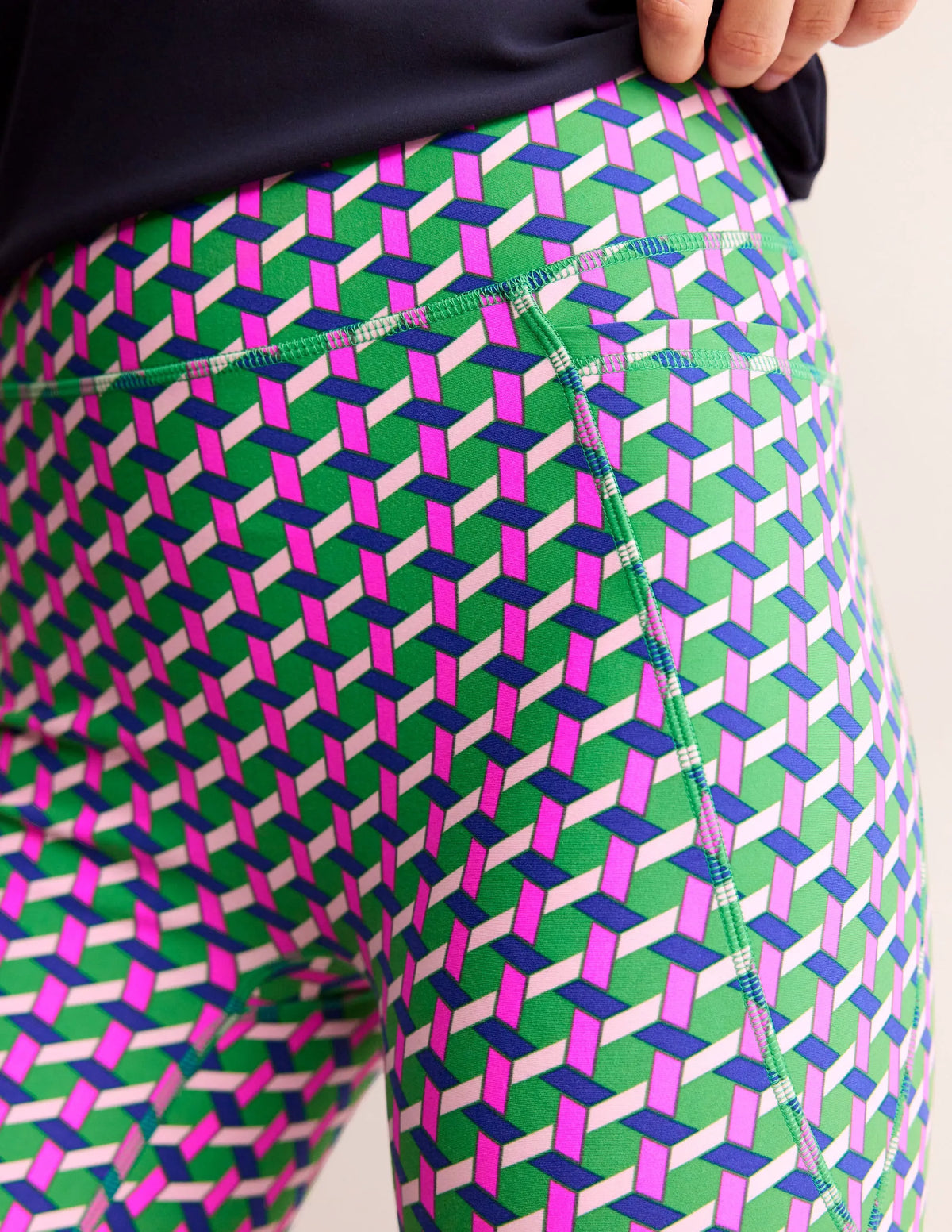 High Waist Pocket Shorts-Multi, Honeycomb Geo